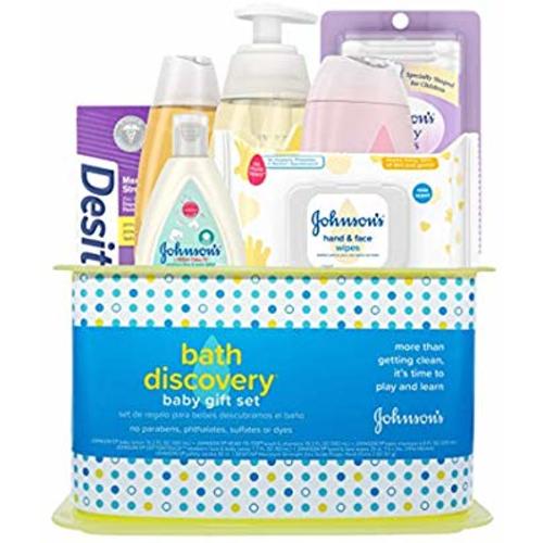 Johnson's Bath Discovery Baby Gift Set, Baby Bath Time Essentials for Parents-to-Be, 7 Items