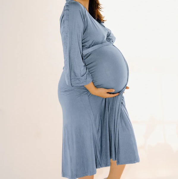 Amelia Labor & Postpartum Gown in Periwinkle – Lila