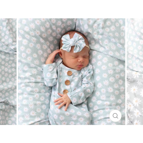 Soft Green Daisy Knit Bow Headband