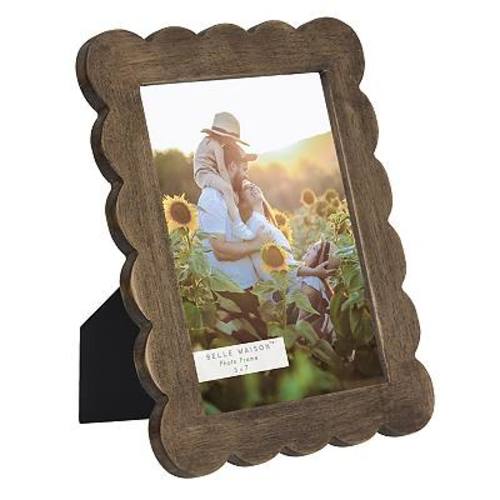 Belle Maison Scallop Wood 5" x 7" Picture Frame