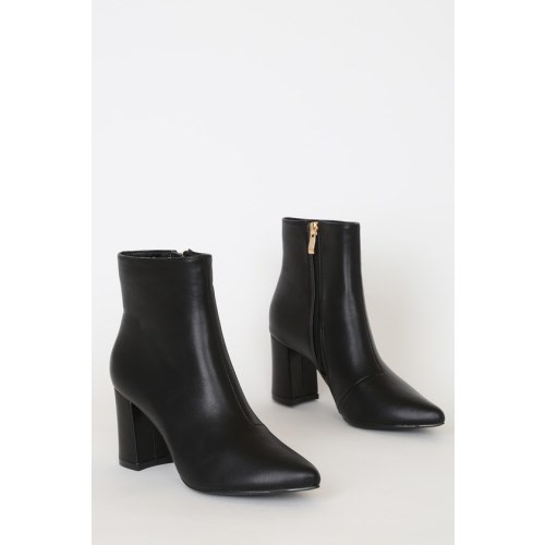 Sarai Black Pointed-Toe Ankle Booties