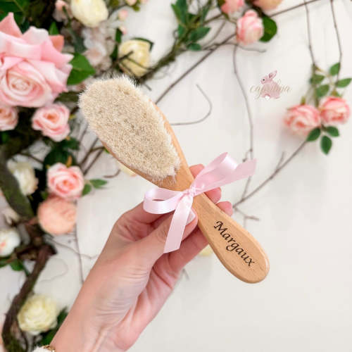Personalized Wooden Baby Brush – Caprilina