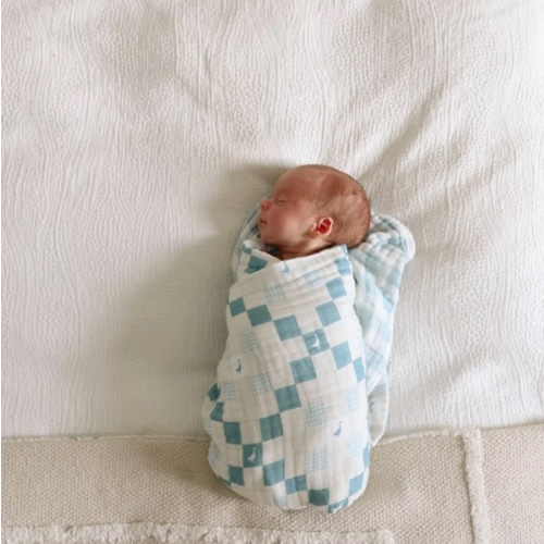 Grandma's Goose Quilt 6 Layer Gauze Blanket