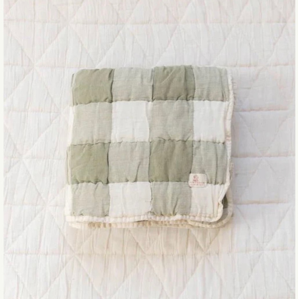 Heritage Plaid Quilt | Basil