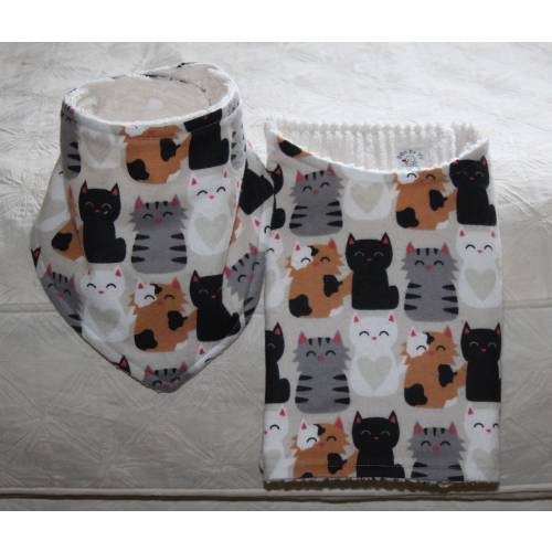 Cat Baby Bib Bandana Cat Drool Bib and Baby Cats Burp Cloth with Cat Flannel and Terry Cloth for Cat Baby Gift or Kitten Baby Gift