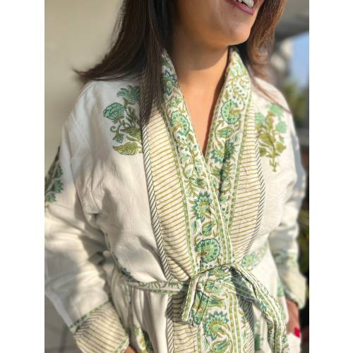 Handblock print Reversible Quilted Robe| Jaipuri Print Free size house coat w/pockets | Indian cotton winter robe|Women’s winter lounge robe