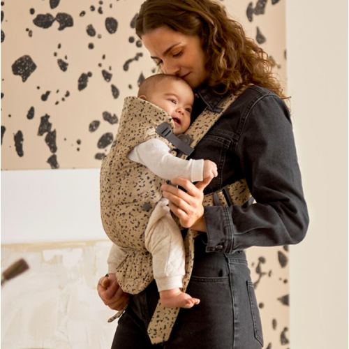 BabyBjörn Baby Carrier Mini