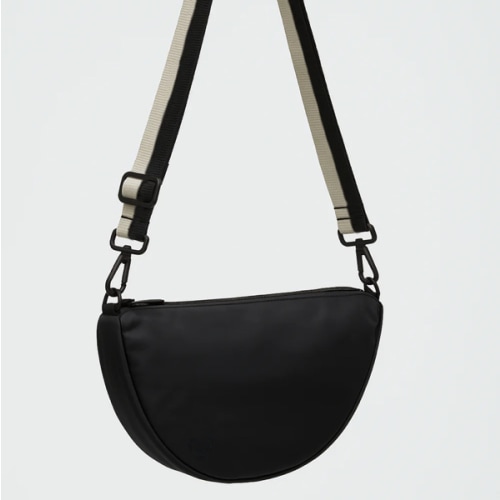 BLACK CROSSBODY BAG