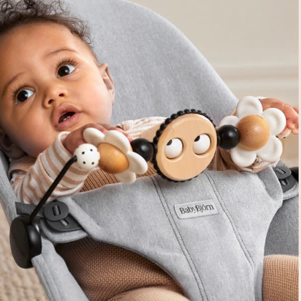 BabyBjörn Toy for Bouncer – Googly eyes Black & White
