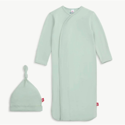 Magnetic Gown & Hat Set – Magnetic Me