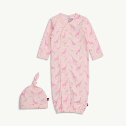 pink jolie giraffe organic cotton magnetic open bottom gown + hat set