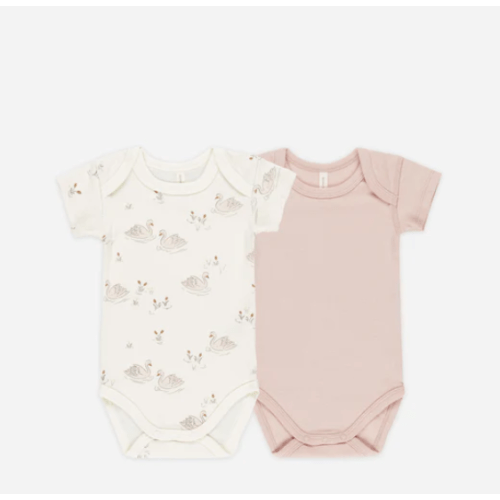 Short Sleeve Bodysuit, 2 Pack || Swans, Bubblegum – Quincy Mae