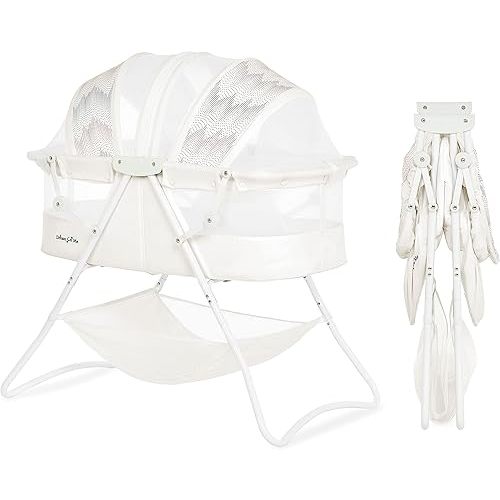 Karley Bassinet in Dove White