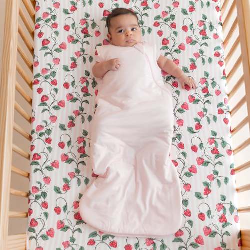 Kyte Baby | Crib Sheet in Strawberry Fields