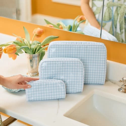 Gingham Toiletry Bag Set| Weezie Towels