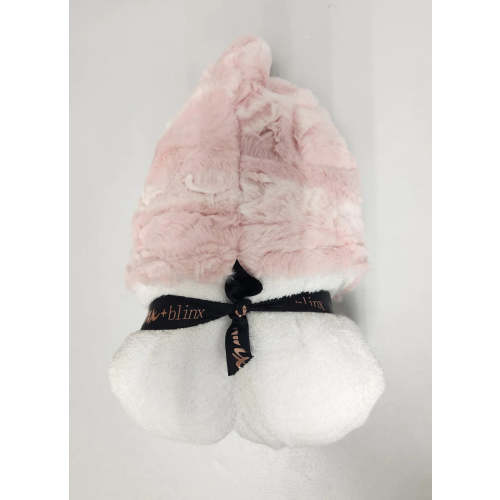 Winx & Blinx Summit Mauve Fur Hooded Towel Winx & Blinx Summit Mauve Fur Hooded Towel