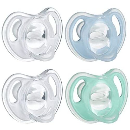 Tommee Tippee Ultra-Light Silicone Pacifier, Symmetrical One-Piece Design, BPA-Free Silicone Binkies, 0-6m, 4-Count