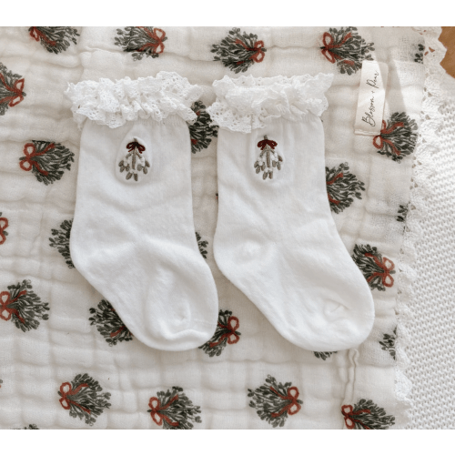 Mistletoe Muse Frill Socks