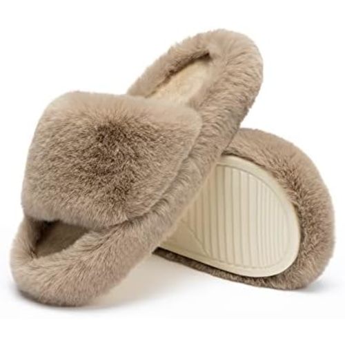 Chantomoo Women's Slippers Memory Foam House Bedroom Slippers for Women Fuzzy Plush Comfy Faux Fur Lined Slide Shoes Anti-Skid Sole Trendy Gift Slippers