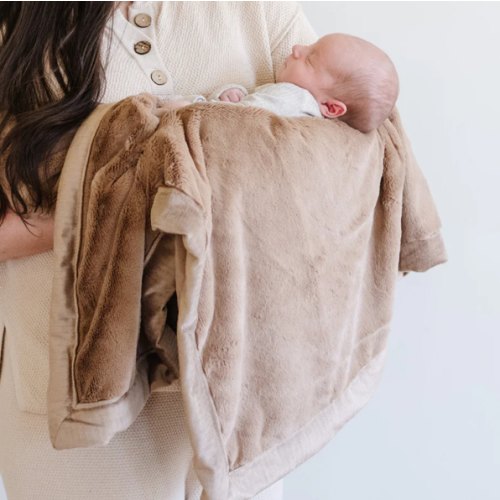 Saranoni Lush Receiving Blanket – Shop Ultra-Soft Comfort