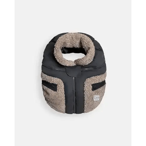 7 AM Enfant Car Seat Cocoon - Applique Oatmeal