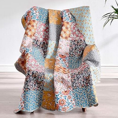 Greenland Home Carlie Modern Floral Quilt, Tapestry & Throw Blanket, 50 x 60 inches, Calico Patches