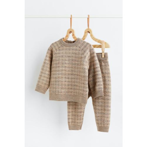 Wool Sweater and Pants, Beige/patterned