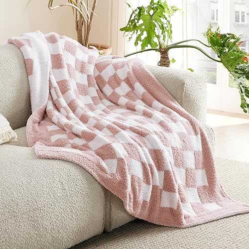 Bedsure Checkered Throw Blanket for Couch - Super Soft, Cozy & Warm Knit Blanket, Breathable, Lightweight & Fluffy for Bed & Sofa, Checkered Pink, 50x60 Inches