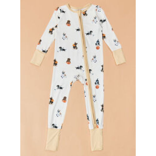 Sporty Pup Sleeper in Ivory & Tan | Tullabee