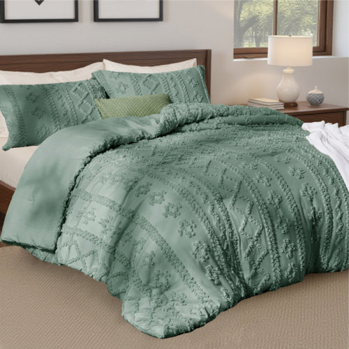 Bedsure Farmhouse Shabby Elegance Tufted Boho Comforter Set