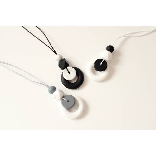 Silicone Nursing necklace Breastfeeding necklace Pendant Sensory necklace Fiddle necklace New Mum gift Mama necklace
