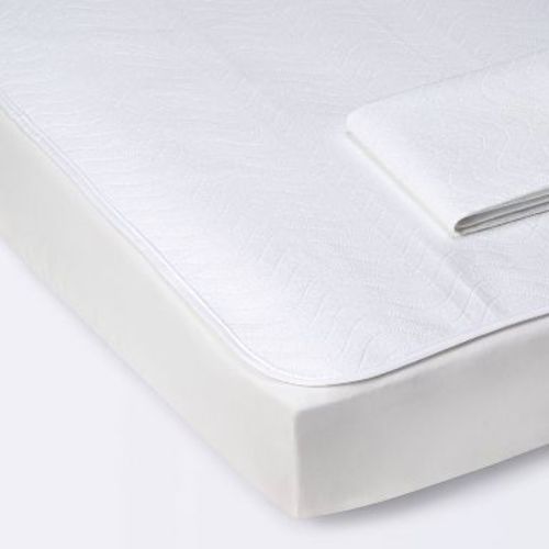 Multi-Use Fleece Liner Pads with Waterproof Liner - Cloud Island™ 2pk