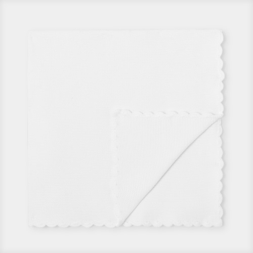 Scalloped blanket