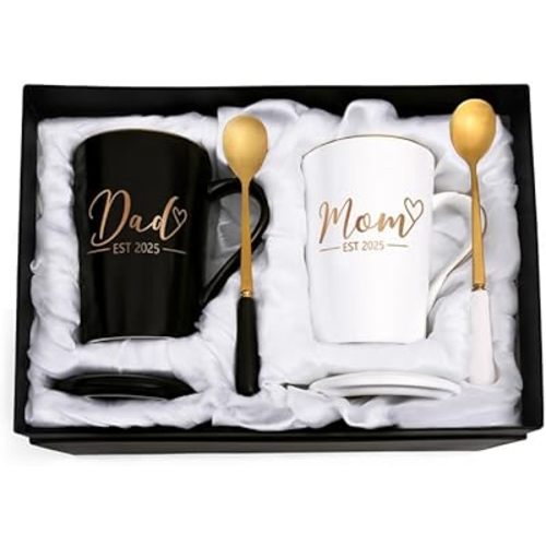 Cabtnca New Parents Gifts for Couples, New Mom Dad Gifts, Pregnancy Gifts for Expecting Parents, First Time Mom Dad Gifts, Mom And Dad Mugs Est 2025, Gender Reveal Gifts, 14 Oz