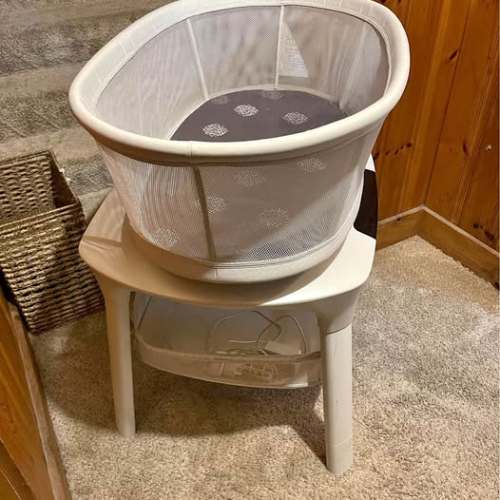 Marketplace - 4 moms bassinet | Facebook