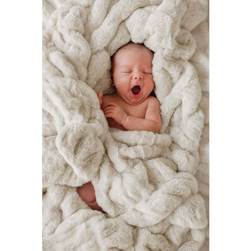 Double-Ruched Faux Fur Blankets | Caden Lane