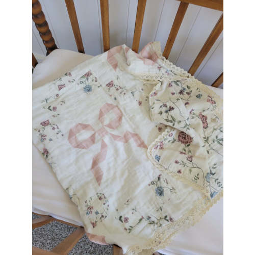 Bows and Florals Patchwork QUILTED 6 Layer Gauze Blanket