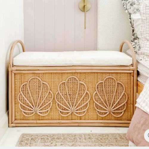 Clam Shell Rattan Trunk Storage