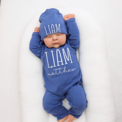 Newborn Homecoming Outfit, Baby Gift, Personalized newborn romper with matching hat,baby shower gift, newborn outfit, newborn picture outfit