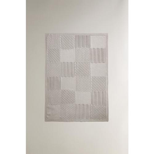CHILDREN’S PATCHWORK BLANKET