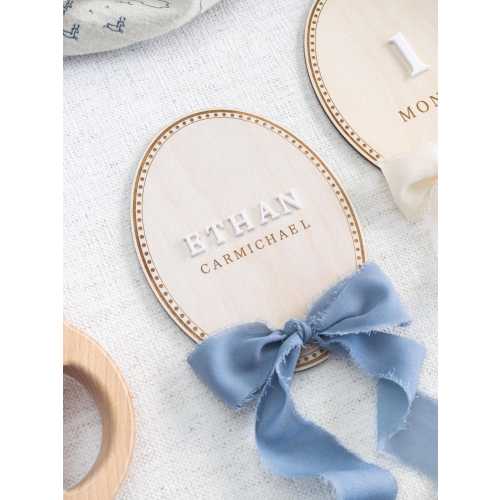 Baby Boy Newborn Hospital Name Announcement, Interchangeable Bow Milestone Markers, Wooden Trim Milestone Cards, Baby Boy Photo Prop