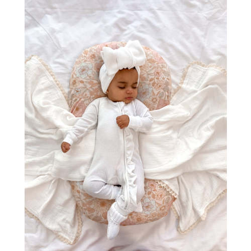 Muslin Crinkle Organic Lace Blanket | Milk – Little and Fern