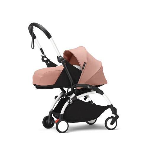 Stokke® YOYO³ with newborn and 6+ months packs