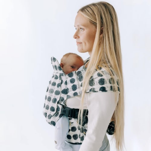 The Pearl Wrap Carrier - dots