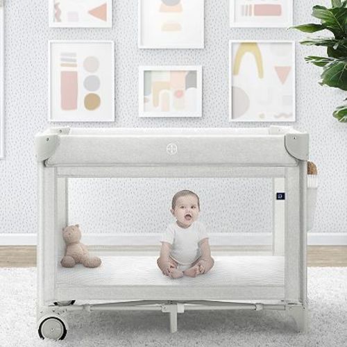 babyGap Deluxe Play Yard