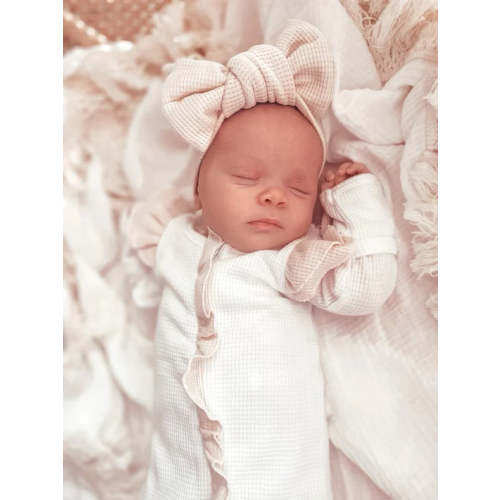 Coconut & Crème Brûlée Waffle Zip Footie – Ro & Co Baby