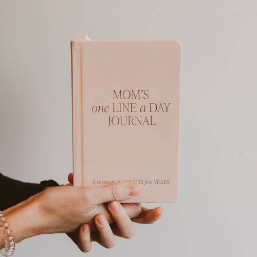 Mom's One Line A Day Journal | Five Year Memory Keepsake Journal | Mother's Day, Baby Shower Gifts for Moms | Blush Pink Leather Journal