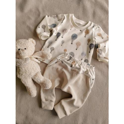 Hot air balloon baby boy set, baby boy outfit, baby trousers, baby harems, boys long sleeve top, handmade baby clothes, neutral colours