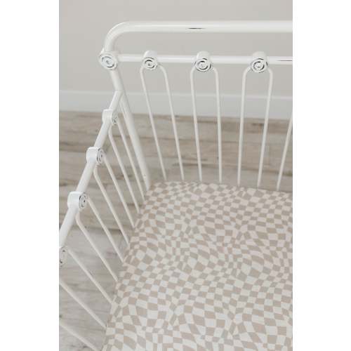 Crib Sheet | Wavy Checker