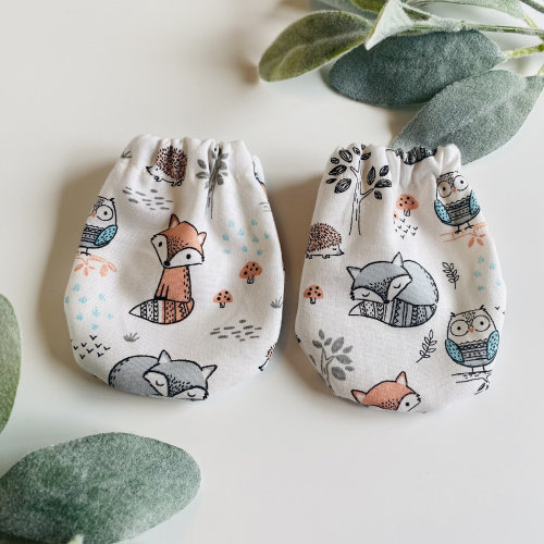 Fox baby mittens, woodland no-scratch, hedgehog, owl, baby shower gift, preemie, newborn, 0-3m, 3-6m